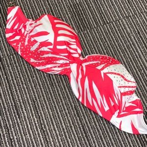 Victoria’s Secret padded strapless bikini top